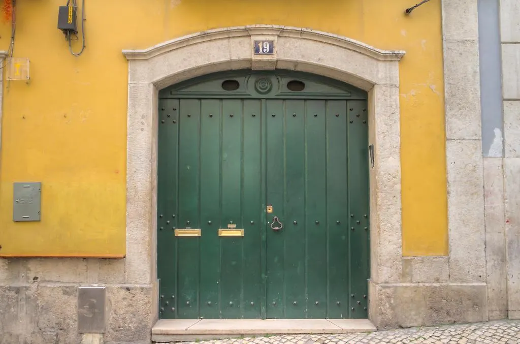 Ginjinha House - 4 Rooms - Bairro Alto - With Ac! Lisboa Pensión